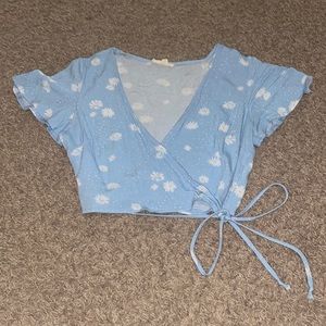 Pacsun (LA Hearts) tie side deep v top